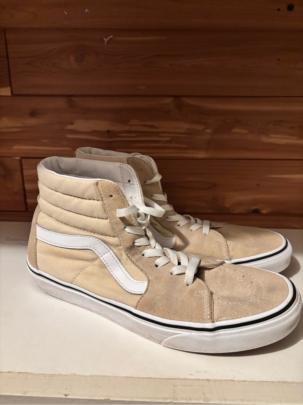 Van’s Sk8-Hi MTE High-Top Suede Casual Sneakers - Beige